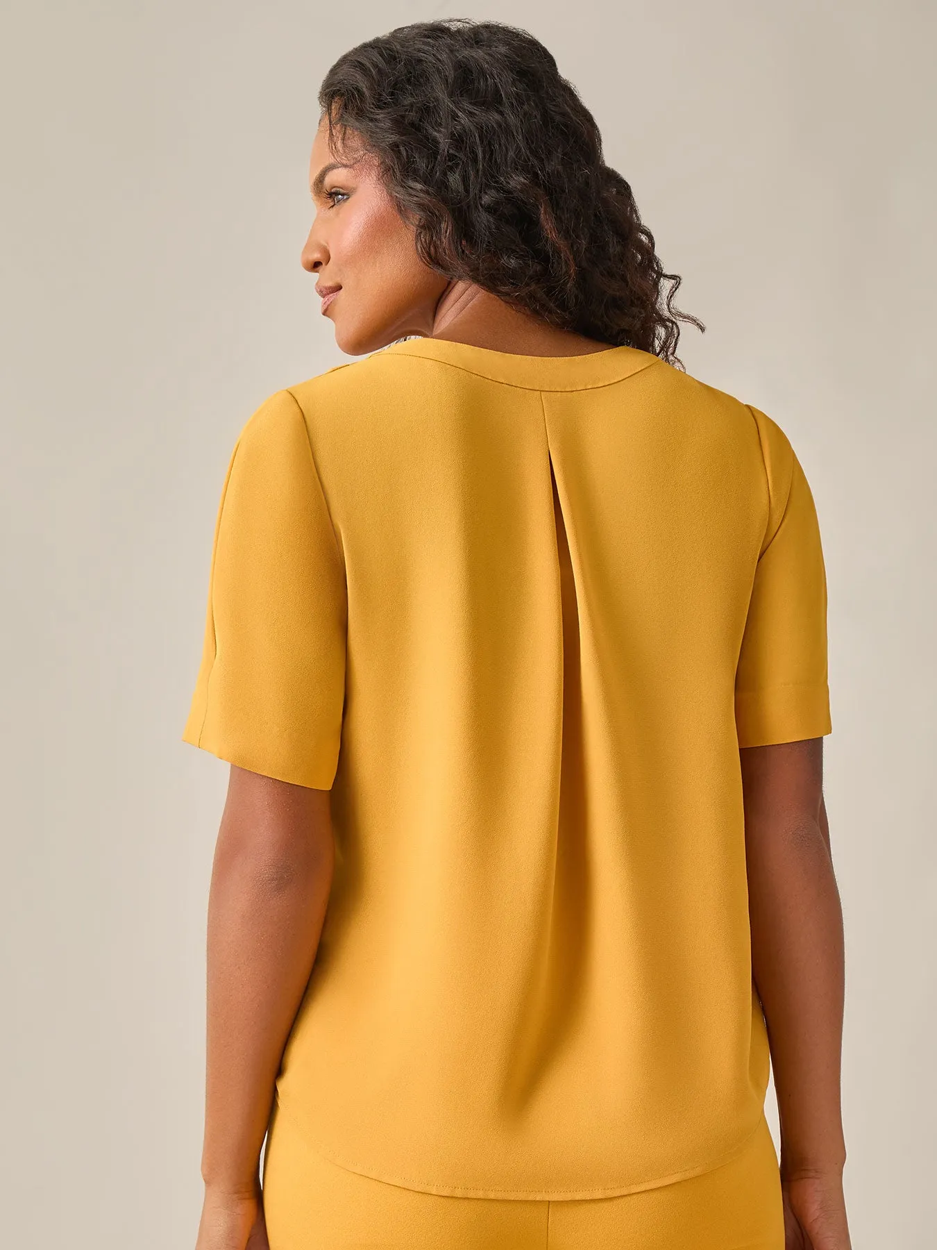 Everyday V-Neck Blouse. Gold Signature