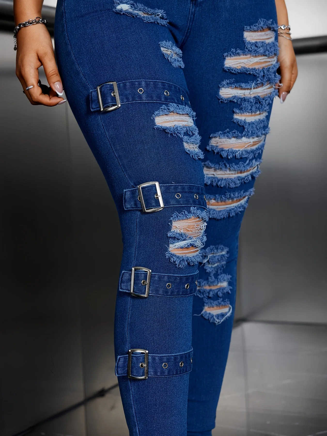 Women's Street Style High-Waist Stretchy Skinny Jeans With Ripped Detailing And Adjustable Buckle, Fashionable Denim Long Pants